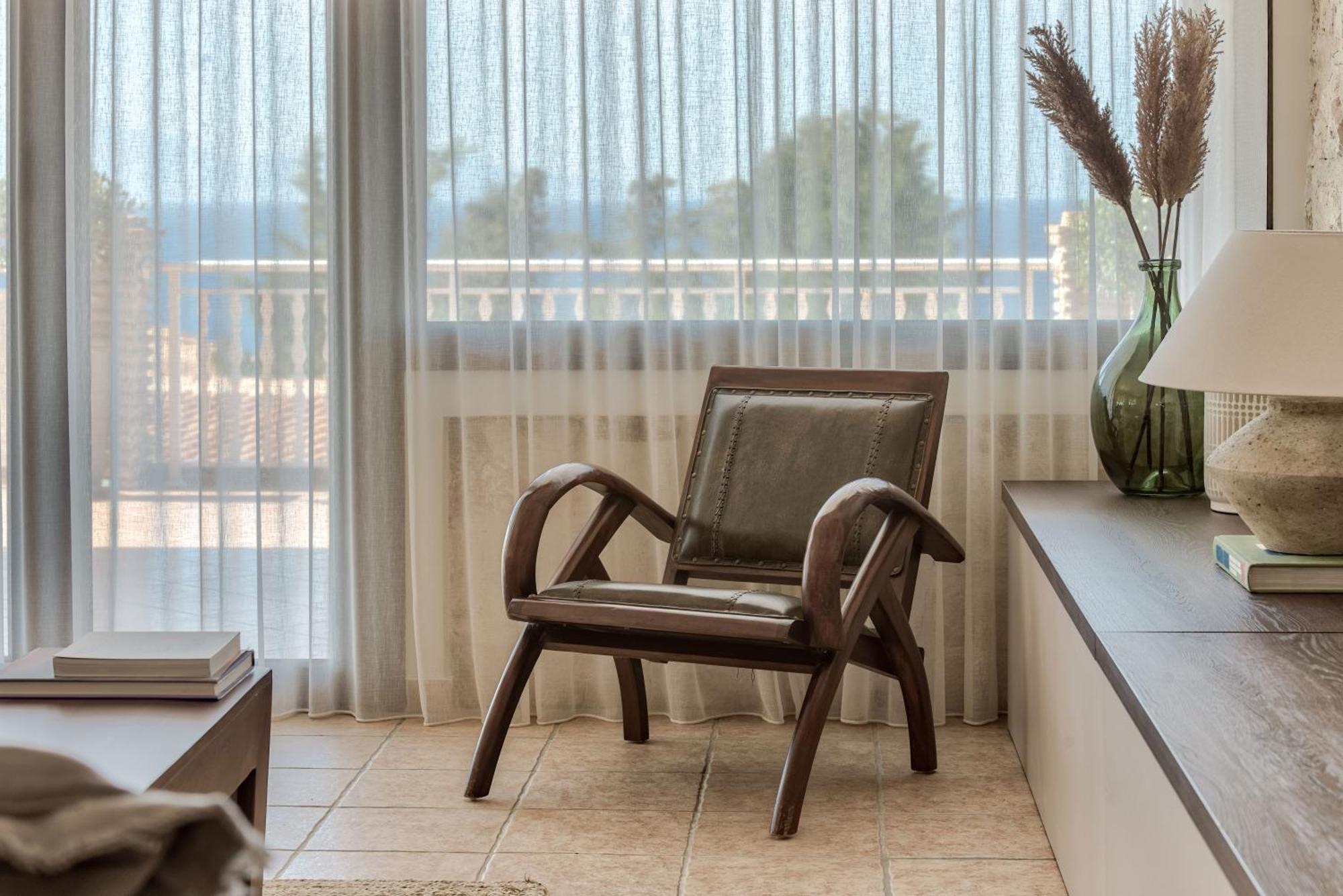 Ananta Blue Residence Argassi Kamer foto
